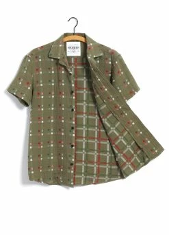 Front Page -Hansen Shop 25 22 6 jonny nevada green 2