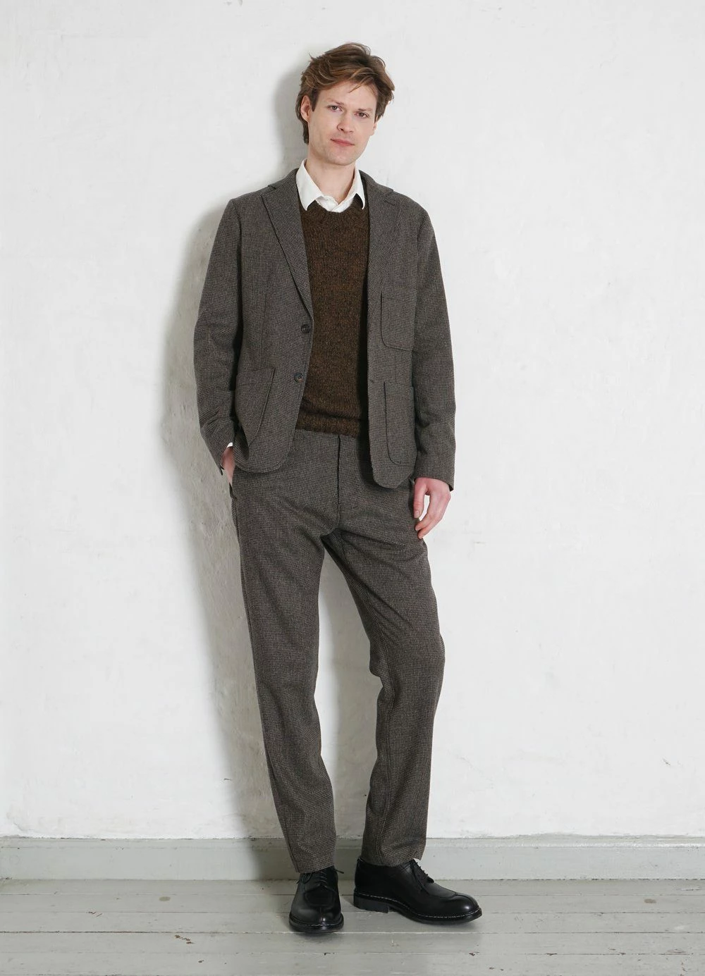 HANSEN GARMENTS CHRIS | Classic Two Button Blazer | Rocks 2 HANSEN GARMENTS CHRIS | Classic Two Button Blazer | Rocks - Image 2
