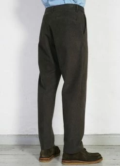 HANSEN GARMENTS KEN | Wide Cut Trousers | Greenish -Hansen Shop ken wide cut trousers greenish hansen garments 996209