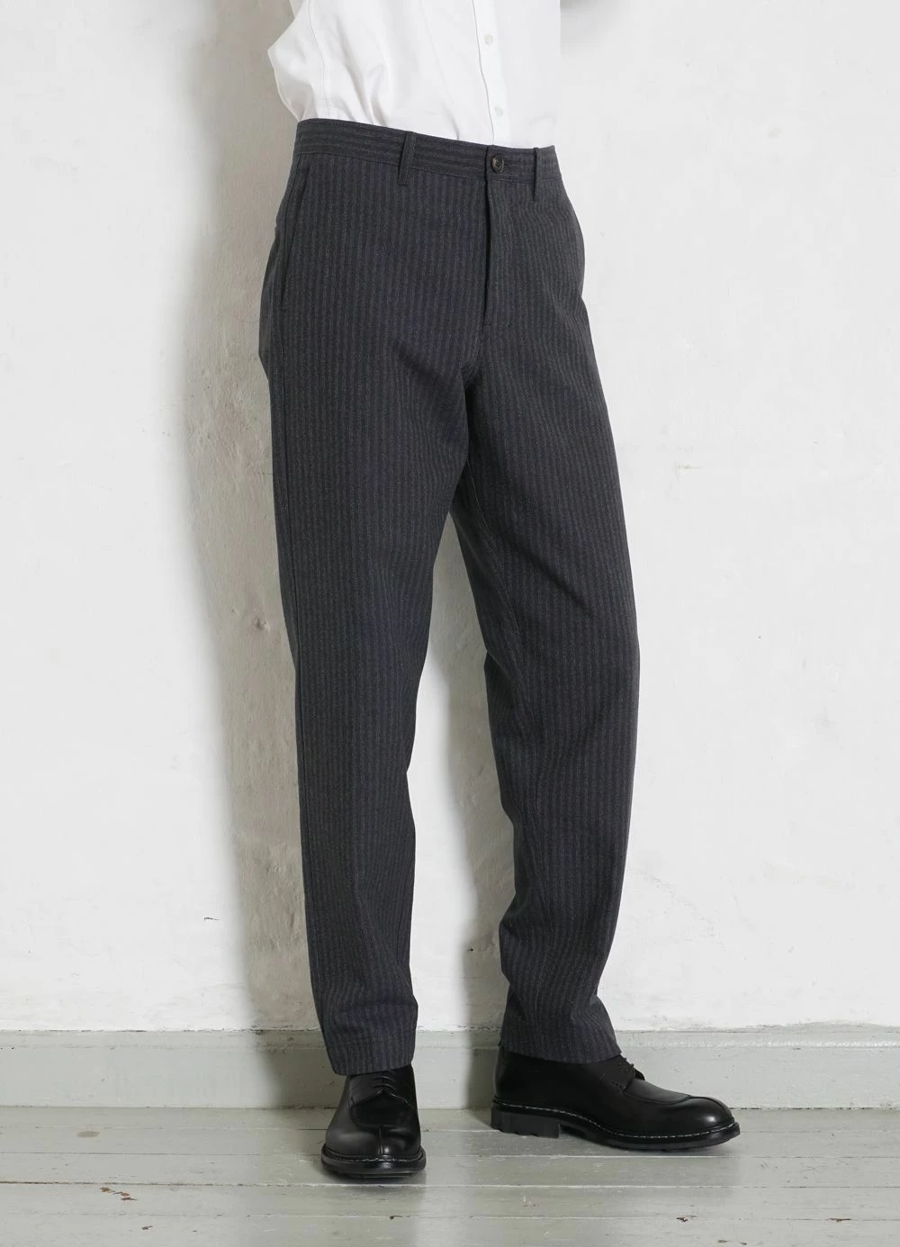 HANSEN GARMENTS KIAN | Cinch Back Wide Trousers | Grey Pin 2 HANSEN GARMENTS KIAN | Cinch Back Wide Trousers | Grey Pin - Image 2