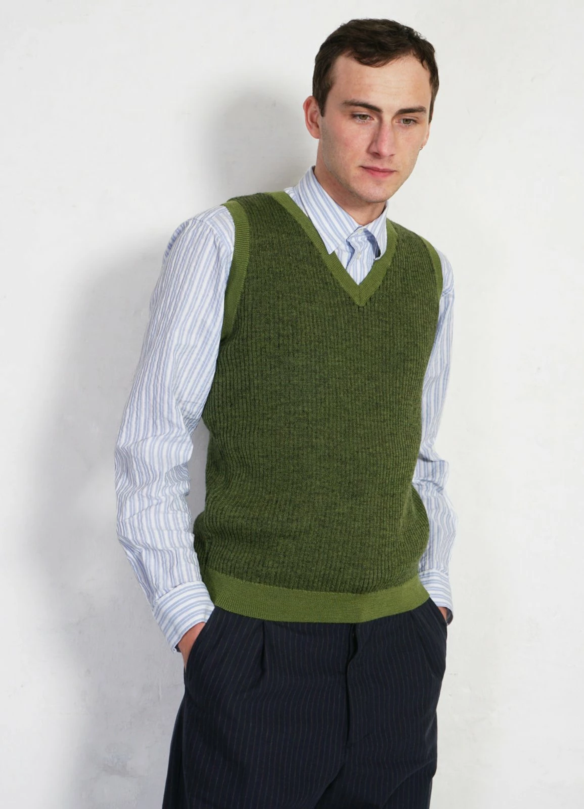 HANSEN GARMENTS RAYMOND | Relaxed Classic Shirt | Big Blue Stripes 4 HANSEN GARMENTS RAYMOND | Relaxed Classic Shirt | Big Blue Stripes - Image 4