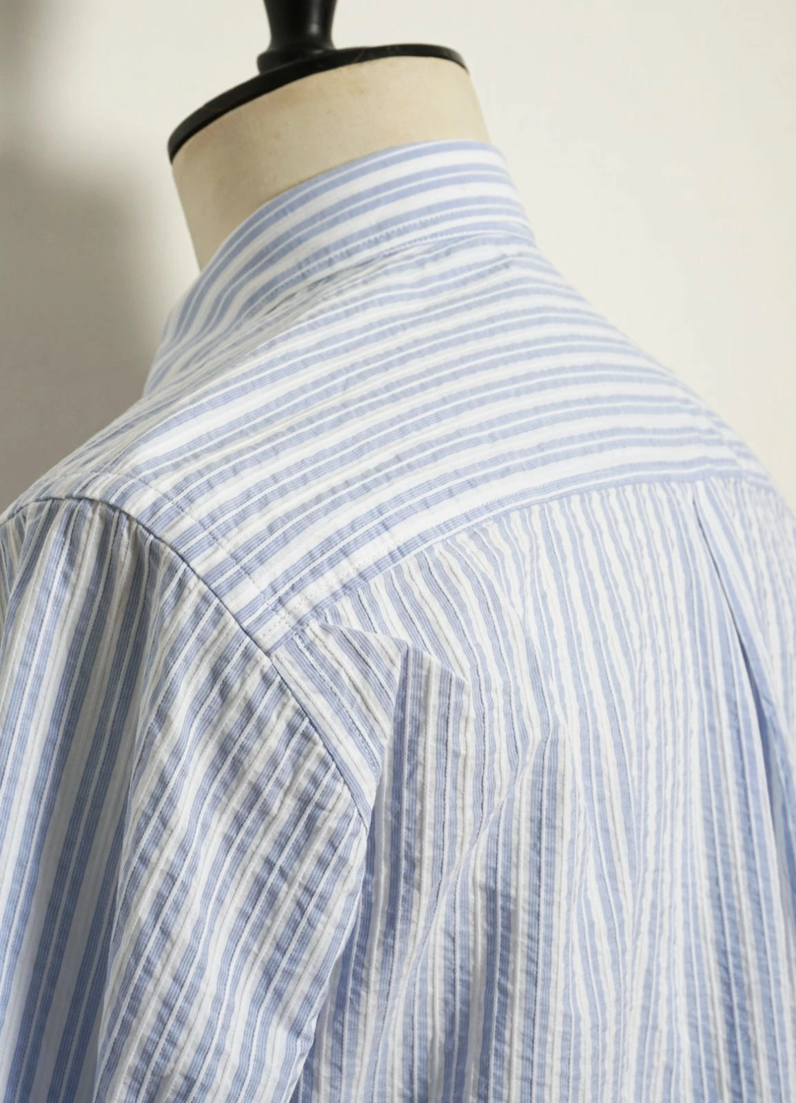 HANSEN GARMENTS RAYMOND | Relaxed Classic Shirt | Big Blue Stripes 10 HANSEN GARMENTS RAYMOND | Relaxed Classic Shirt | Big Blue Stripes - Image 10