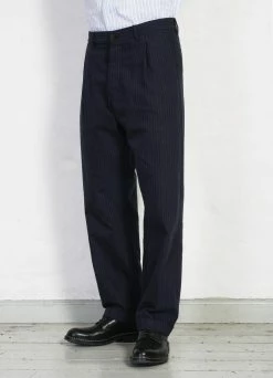 HANSEN GARMENTS SUNE | Pleated Wide Cut Trousers | Blue Pin 13 HANSEN GARMENTS SUNE | Pleated Wide Cut Trousers | Blue Pin -Hansen Shop sune pleated wide cut trousers blue pin hansen garments 985002