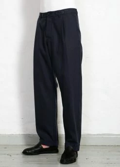 HANSEN GARMENTS SUNE | Pleated Wide Cut Trousers | Dark Blue -Hansen Shop sune pleated wide cut trousers dark blue hansen garments 841138