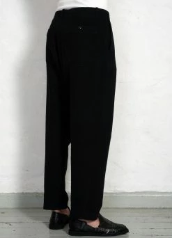 HANSEN GARMENTS TRYGVE | Wide Cut Cropped Trousers | Black -Hansen Shop trygve wide cut cropped trousers black hansen garments 724455