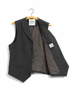 HANSEN GARMENTS WILLIAM | Lapel Waistcoat | Grey Pin 11 HANSEN GARMENTS WILLIAM | Lapel Waistcoat | Grey Pin -Hansen Shop william lapel waistcoat grey pin hansen garments 463088